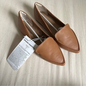 Amazon Essentials loafer flat wide